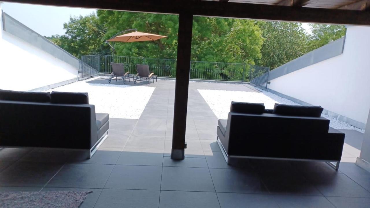 Ferienwohnung Mit Kamin Und Traumhafter Dachterrasse Mit Weitblick In Die Natur Neu Gaarz 外观 照片